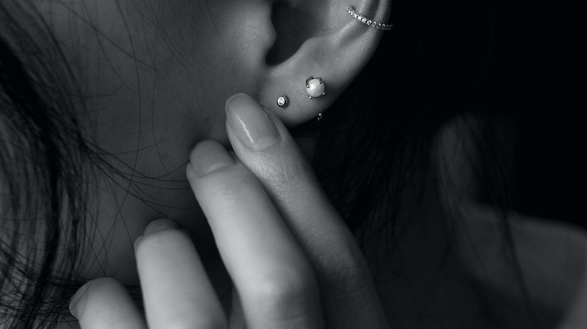 The 2026 Earring Guide: How to Find the Perfect Pair for Your Style & Face Shape