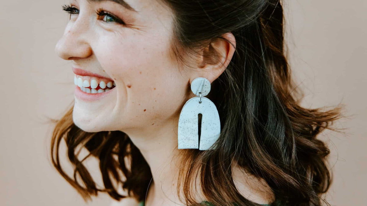 The Ultimate Guide to Wearing Earrings: Find Your Perfect Sparkle