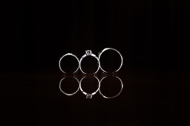 Stacking Rings Guide: How to Wear Them to Look Your Best
