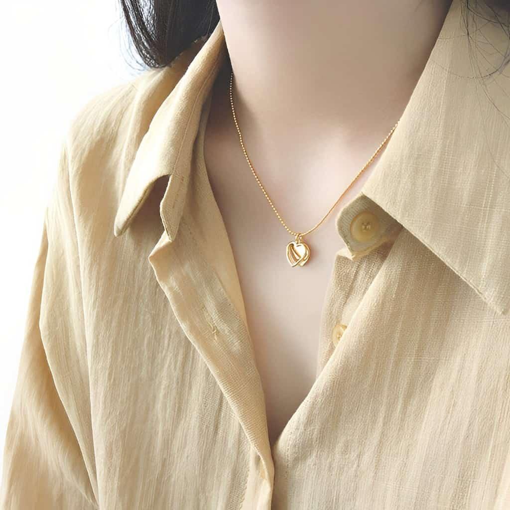 Heart Pendant Necklace - Dione