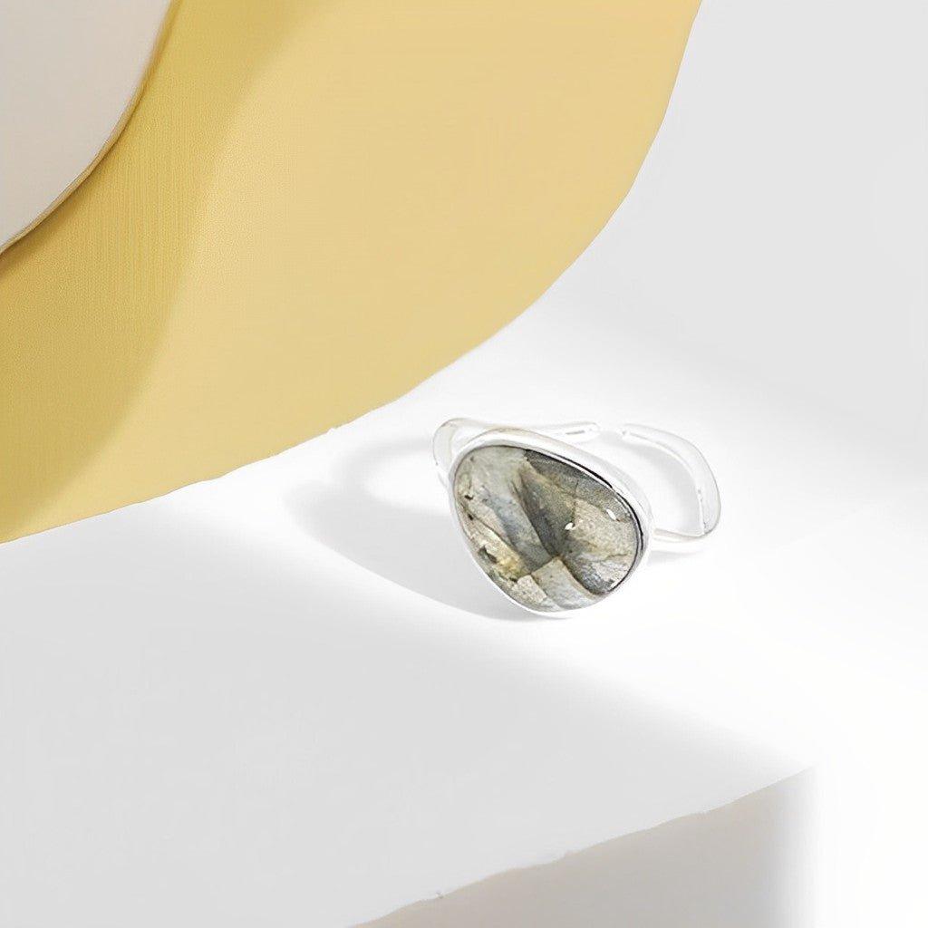 Moonstone & Crystal Ring - Orithyia