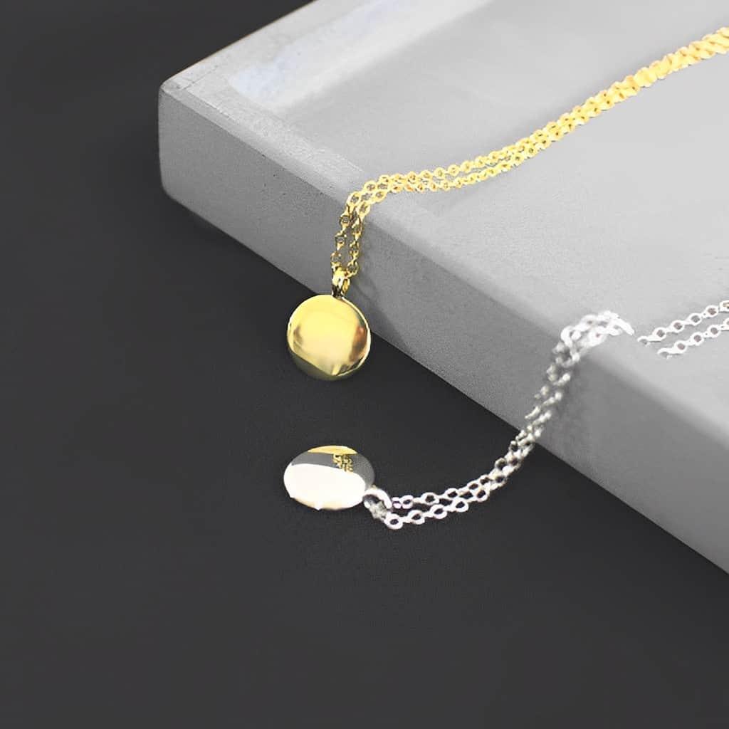 Round Pendant Necklace - Amelia